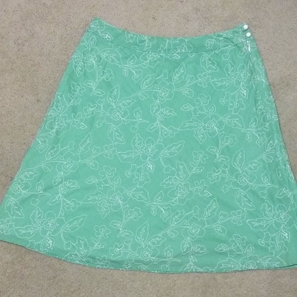 Talbot's  embroidery mint skirt sz 10 *P - Picture 4 of 5
